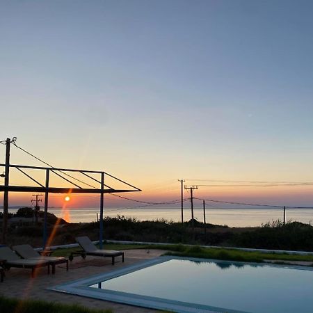 Cristelia Seafront & Pool Villa Lachania  Exterior photo