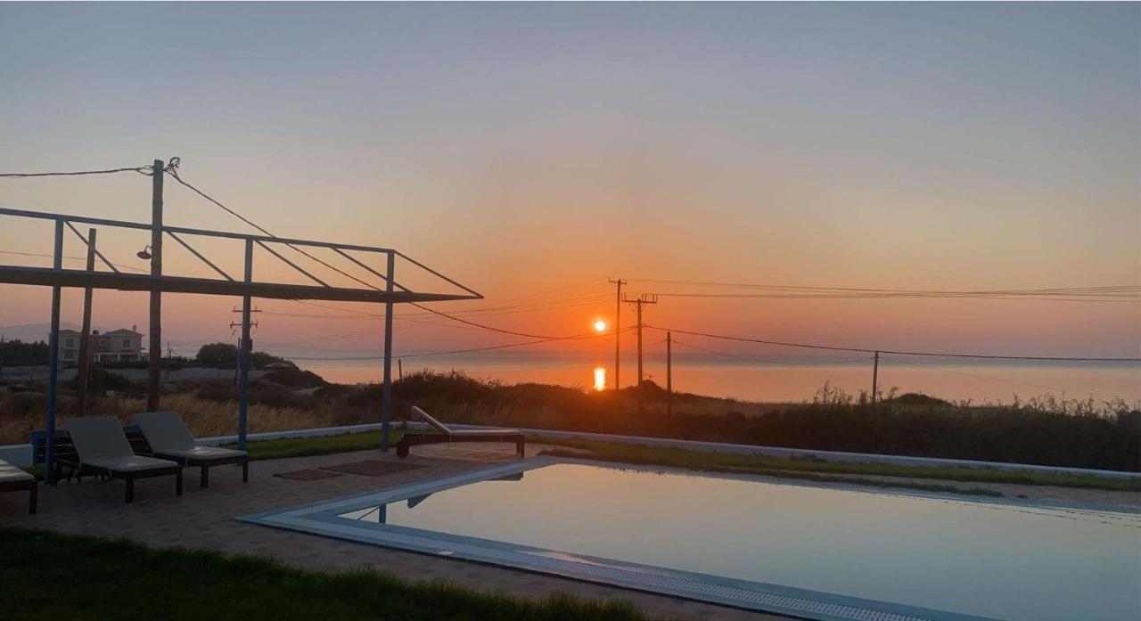 Cristelia Seafront & Pool Villa Lachania  Exterior photo